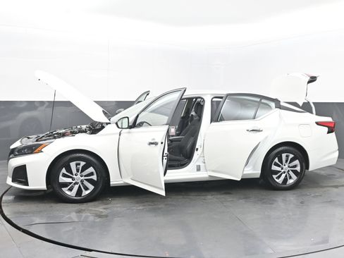 Certified 2025 Nissan Altima 2.5 S image 40