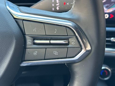 Used 2025 Chevrolet Equinox EV LT w/ Convenience Package FWD image 35