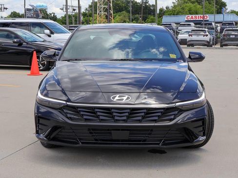 New 2026 Hyundai Elantra SEL Sport FWD image 28