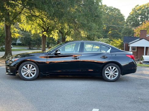 Used 2015 INFINITI Q50 Premium w/ Navigation Package RWD image 3