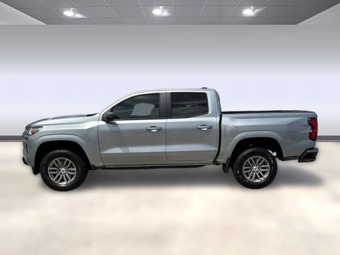 Certified 2024 Chevrolet Colorado LT w/ LT Convenience Package II RWD image 2