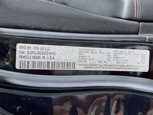 Used 2025 Dodge Durango GT AWD/4WD image 32