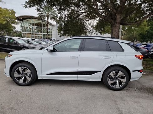 New 2025 Audi Q6 e-tron Premium Plus image 11