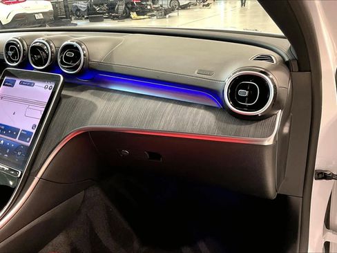 Used 2024 Mercedes-Benz C 300 Sedan image 17