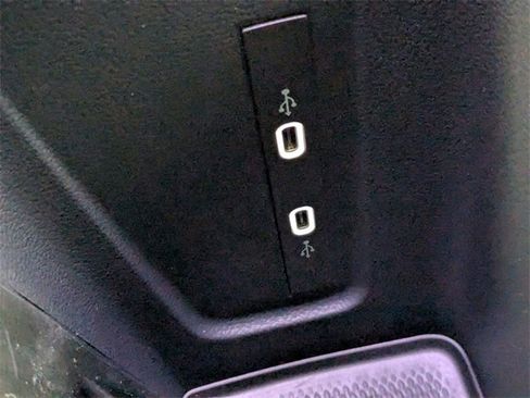 Used 2026 Volkswagen Tiguan SE R-Line image 24