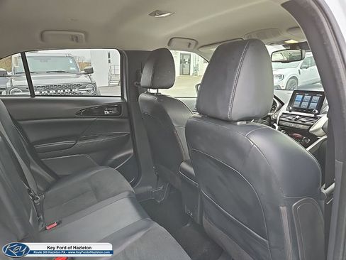 Used 2024 Mitsubishi Eclipse Cross SE image 48