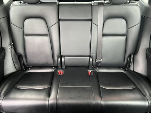 Used 2021 Tesla Model Y Long Range image 15