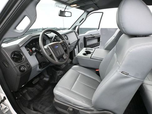 Used 2016 Ford F250 XL w/ Power Equipment Group image 22