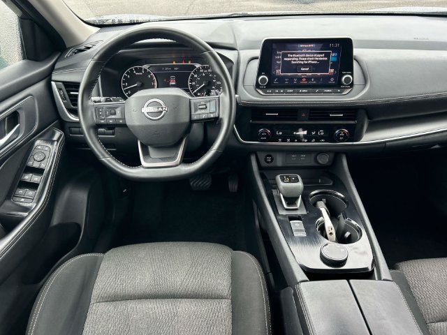 Certified 2025 Nissan Rogue SV AWD/4WD image 15