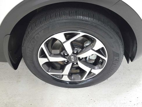 Used 2022 Kia Sportage LX AWD/4WD image 9