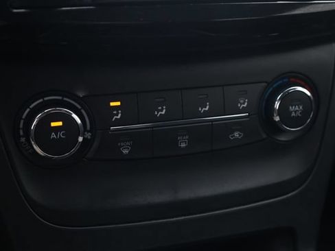 Used 2016 Nissan Sentra SV FWD image 21