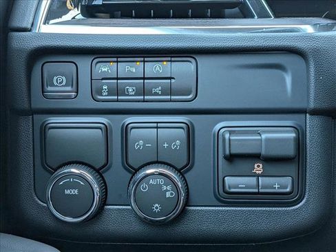 New 2026 Chevrolet Suburban LS w/ Max Trailering Package image 13