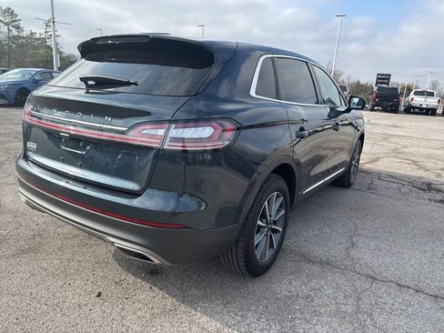 Used 2022 Lincoln Nautilus AWD image 7