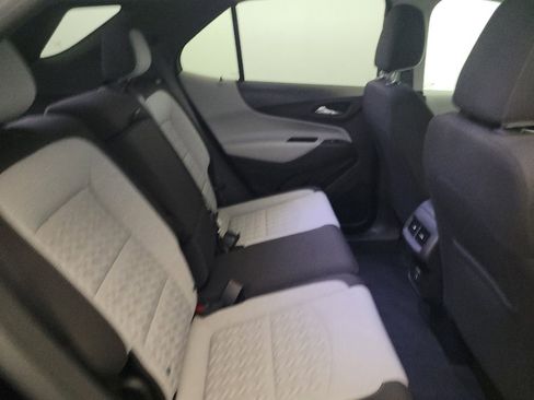 Used 2024 Chevrolet Equinox LT AWD/4WD image 19