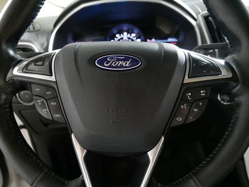 Used 2015 Ford Edge SEL w/ Equipment Group 201A AWD/4WD image 25