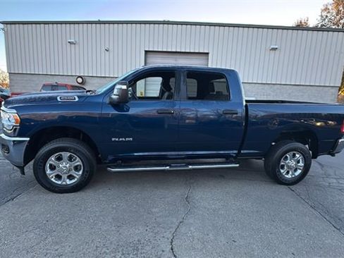 Used 2024 RAM 2500 Big Horn w/ Bed Utility Group image 8