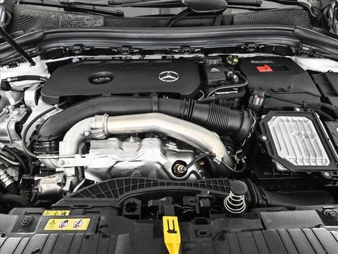 New 2026 Mercedes-Benz GLA 250 4MATIC image 25
