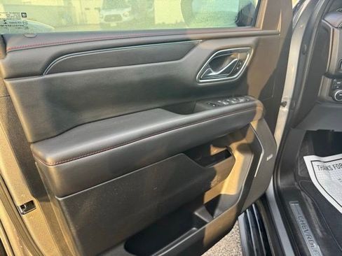 Used 2022 Chevrolet Tahoe RST w/ Luxury Package image 11