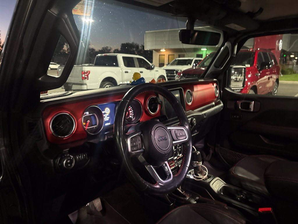Used 2022 Jeep Gladiator Rubicon w/ Cold Weather Group AWD/4WD image 13