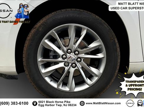 Used 2023 Buick Enclave Avenir AWD/4WD image 8