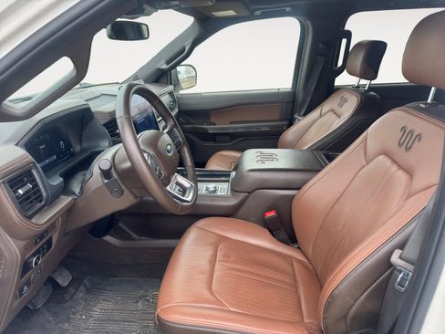 Used 2024 Ford Expedition King Ranch AWD/4WD image 9