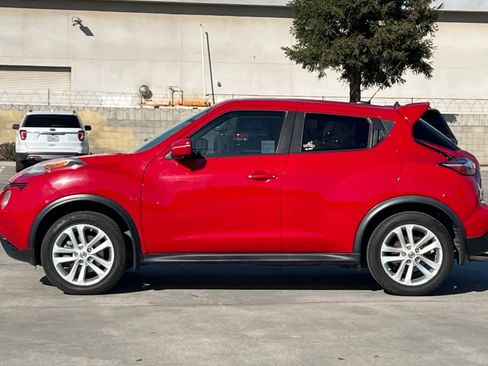 Used 2015 Nissan Juke SV w/ Technology Package image 6