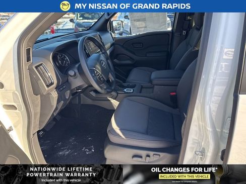New 2026 Nissan Frontier SV w/ Tow Package image 19