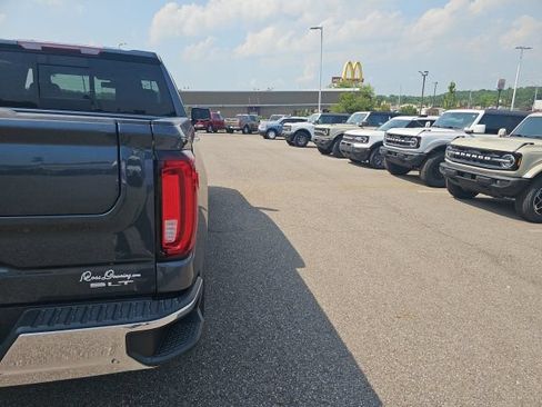 Used 2019 GMC Sierra 1500 SLT RWD image 7