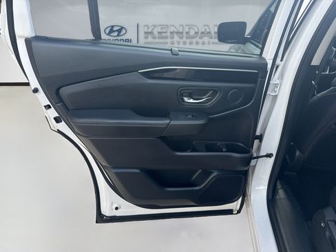 Used 2024 Honda Pilot EX-L image 23