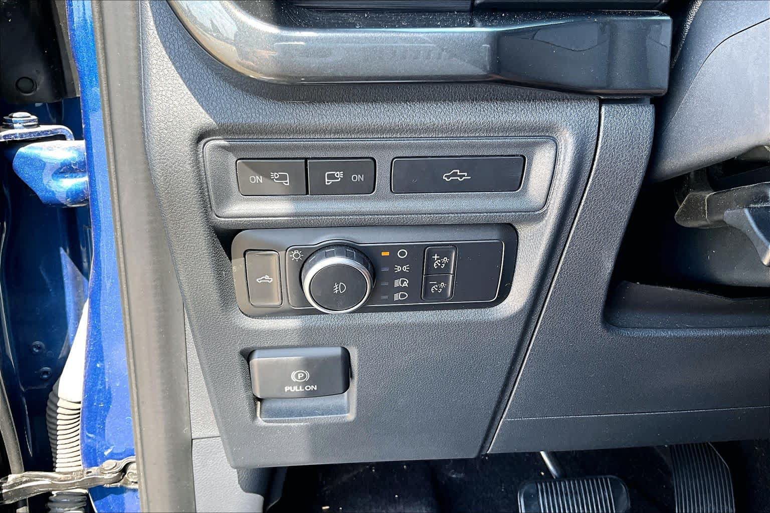 Used 2022 Ford F150 XLT w/ Equipment Group 302A High RWD image 33