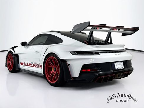 Used 2024 Porsche 911 GT3 RS RWD image 5