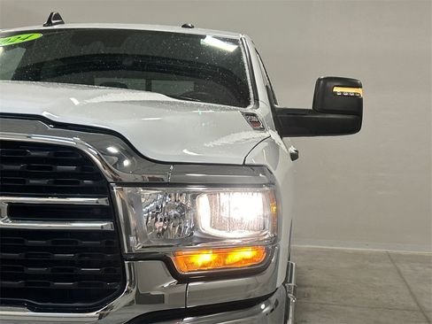 Used 2024 RAM 2500 Big Horn w/ Safety Group image 10