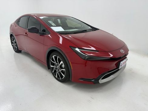 New 2026 Toyota Prius Plug-In Hybrid image 2