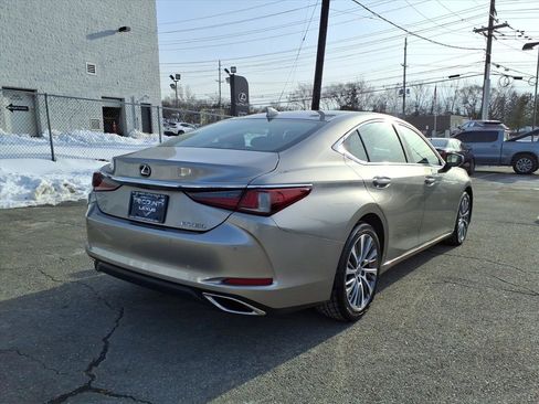 Used 2019 Lexus ES 350 w/ Premium Package image 6