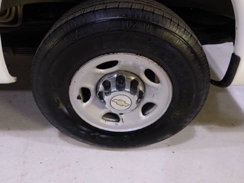 Used 2015 Chevrolet Express 3500 LT w/ LT Preferred Equipment Group image 25