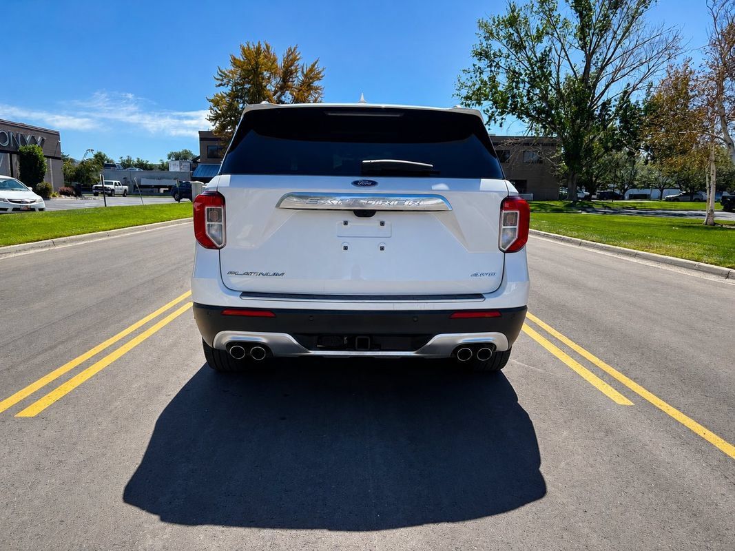 Used 2021 Ford Explorer Platinum w/ Equipment Group 601A AWD/4WD image 4