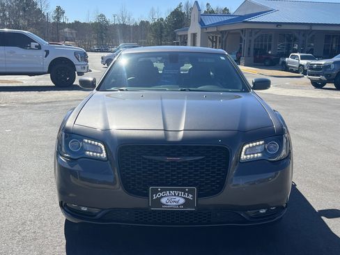 Used 2023 Chrysler 300 S image 27