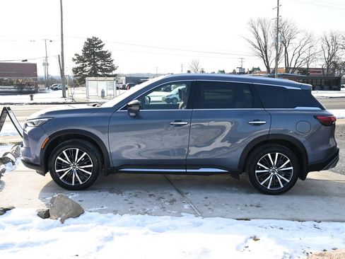 Used 2025 INFINITI QX60 Sensory image 8