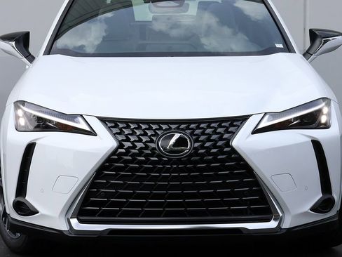 New 2026 Lexus UX 300h AWD image 6