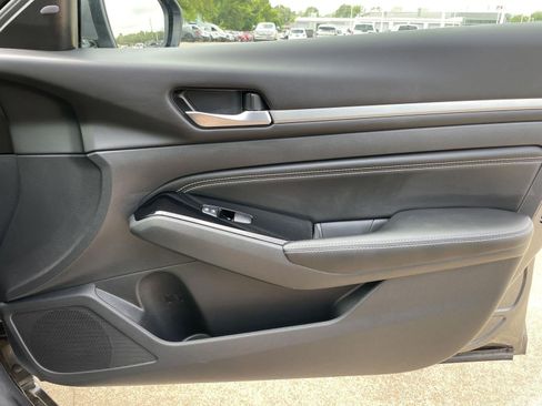 Used 2023 Nissan Altima 2.5 SL AWD/4WD image 46