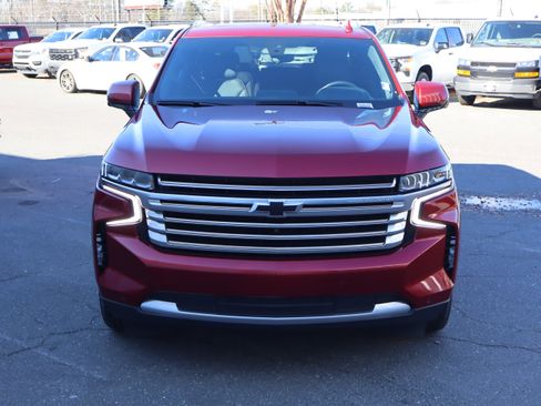 Used 2021 Chevrolet Suburban High Country image 3