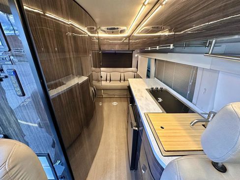 Used 2020 Mercedes-Benz Sprinter 3500 image 57