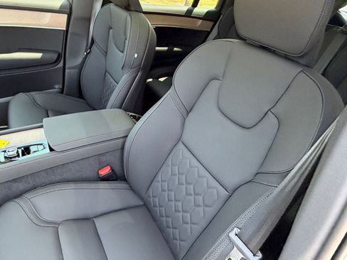 New 2026 Volvo XC90 T8 Plus w/ Protection Package Premier AWD/4WD image 20