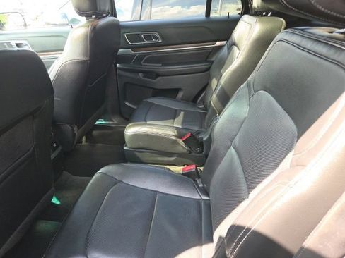 Used 2016 Ford Explorer Limited w/ Equipment Group 303A AWD/4WD image 44