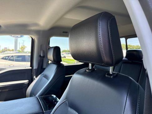 Used 2023 Ford F150 Lariat AWD/4WD image 6