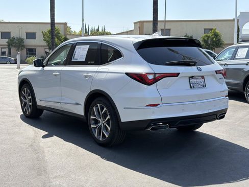 Used 2023 Acura MDX SH-AWD w/ Technology Package image 3