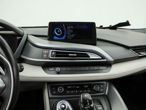 Used 2015 BMW i8 AWD/4WD image 9