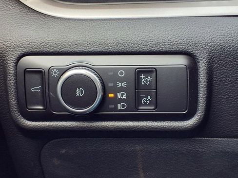 Certified 2023 Ford Explorer XLT w/ Equipment Group 202A image 18