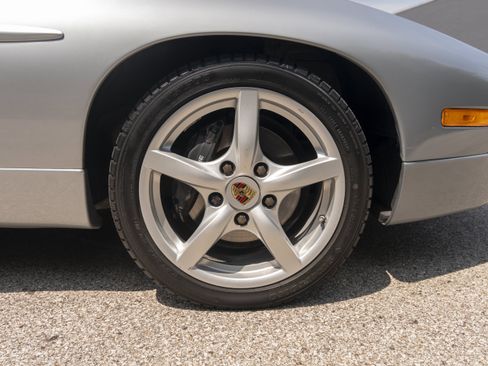 Used 1991 Porsche 928 S4 RWD image 19