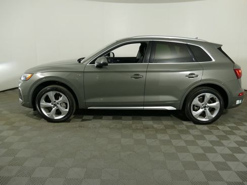 Used 2023 Audi Q5 2.0T Premium Plus w/ Premium Plus Package AWD/4WD image 6